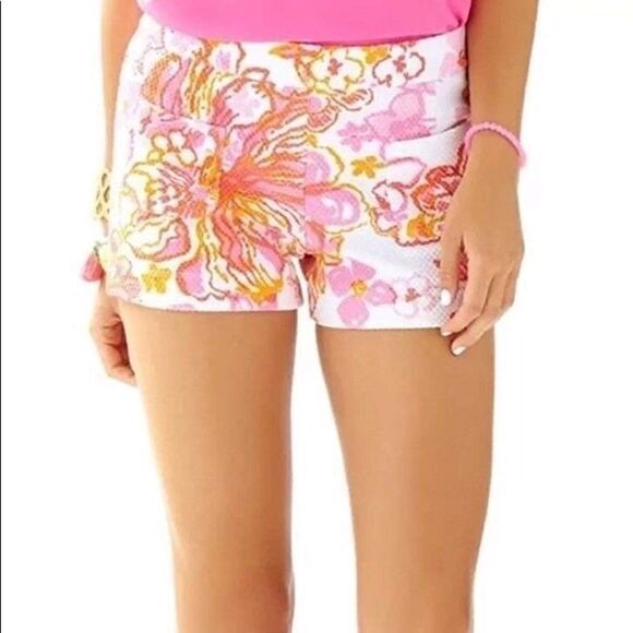 Lilly Pulitzer Stretch Shorts - Picture 2 of 5